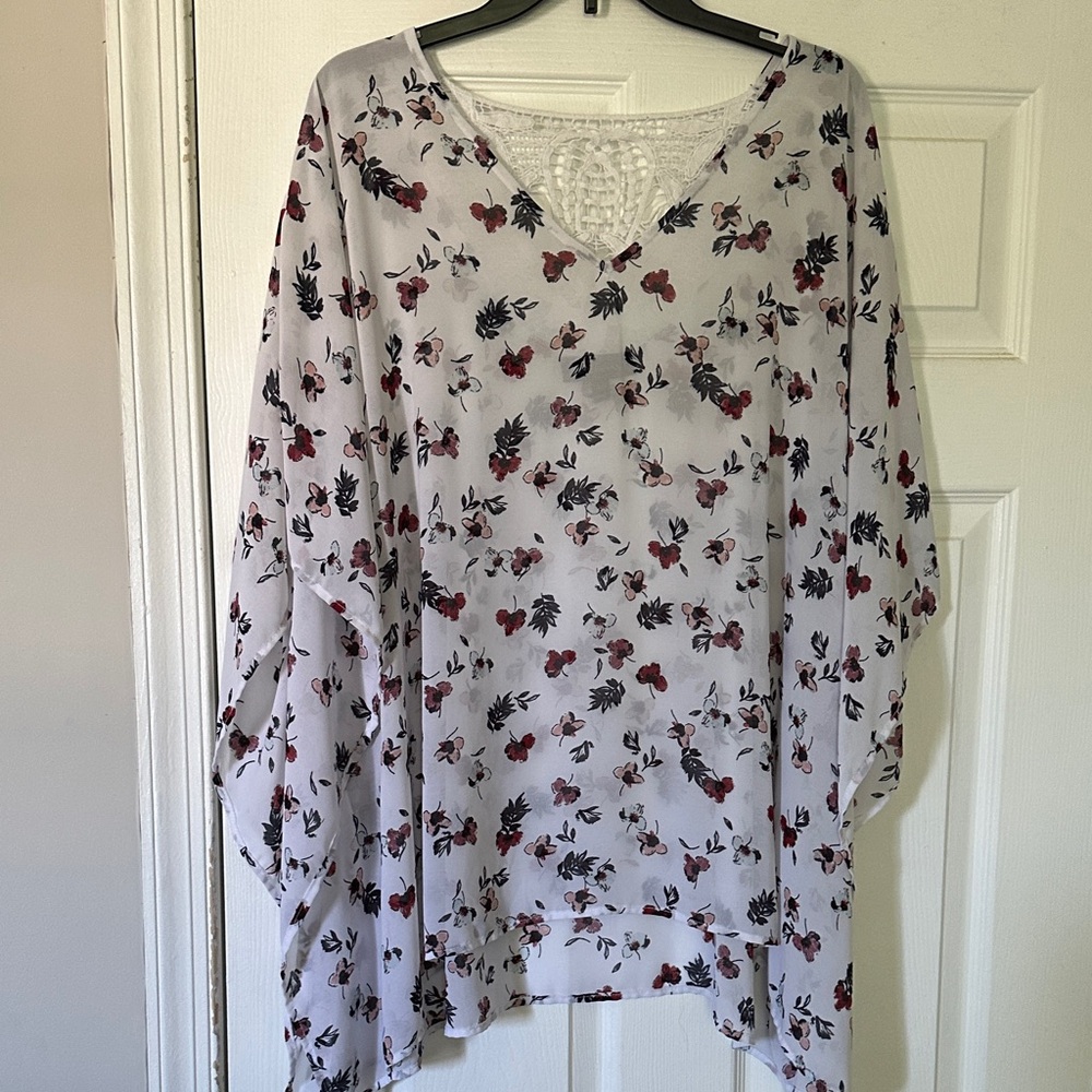 Lane Bryant Cream Floral Tunic Top